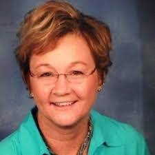 Colette Scott's Instagram, Twitter & Facebook