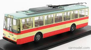 Nájdite čo potrebujete vo vašej kategórii. Start Scale Models Ssm4042 Scale 1 43 Skoda 14tr Autobus 1972 Cream Red Green