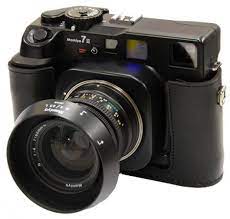This Is A Mamiya 7 It S The Only Camera I Don T Own That I Really Want Except For A Leica M3 A Co Best Camera Best Camera For Photography Classic Camera