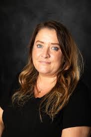 Lacie Hammond's Instagram, Twitter & Facebook