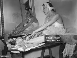 212 fotos e imágenes de alta resolución de Chauvire Yvette