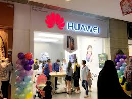 زورونا في مركز خدمة عملاء هواوي وتمتعوا بالضيافة العالمية. Huawei Berjaya Times Square Kuala Lumpur