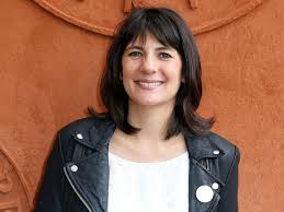Merci à tous et puis, ce n'est qu'un au revoir ! Estelle Denis La Biographie De Estelle Denis Avec Voici Fr