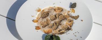 Quindi, oggi, voglio ancora una volta stupirla, con una mousse di castagne. Crema Di Castagne Al Tartufo Nero Quellenhof Luxury Resorts Passeier Lazise