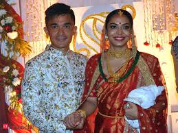 Husband, age, biography, education, family, caste, mamta banarjee shadi marriage. Northeast United Fc Sunil Chhetri Ties The Knot Mamata Banerjee Chuni Goswami Drop By To Wish The Couple The Economic Times