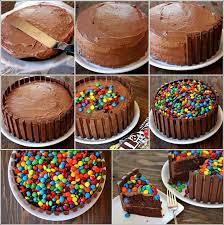 Cake Made With Kit Kat And M M Idee Gateau Original Gateaux Et Desserts Idee Gateau