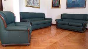 Godine u novom pazaru kao fabrika za proizvodnju tapaciranog. Kozne Garniture Kozne Garniture Uvoz Nemacka Holandija Kupindo Com
