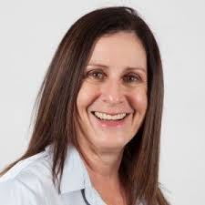 Lynette Barber's Instagram, Twitter & Facebook