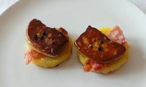 Foie Gras Cru Poele Sur Pommes De Terre Au Lard Fume Et Poivre Sarawak Facile Recette Avec Foie Gras Cru Lard Fume Foie Gras Cru