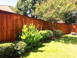 This model of fence pairs a white vinyl. How To Choose A Stain Color For A Fence Pick A Fence Stain Shade You Won T Regret Ozco Building Products