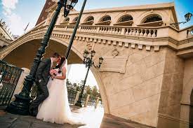 Pin On Las Vegas Strip Wedding Photo Shoots