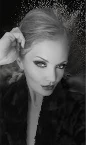 Looking for a photographer for modeling portfolio