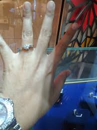 Harga cincin palladium yang murah, bukan berarti tidak memiliki kualitas yang baik. Hanis Sania Habib Jewels Diamond Fiest 2014