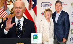 President joe biden has named the wife of west virginia sen. Joe Biden Nominates Senator Joe Manchin S Wife Gayle To Appalachian Commission Co Chair Daily Mail Online