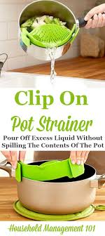 Now You Can Pour Off Water From Your Cooking Pot And Not Spill Out The Contents Of The Food Like Th Gadget Cuisine Astuce Rangement Cuisine Ustensile Cuisine