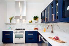 Blue bright kitchen cabinet good plywood with gold hardware. 6 Hardware Styles To Pair With Deep Blue Shaker Cabinets