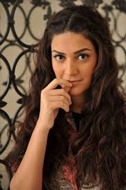 Berguzar Korel Beauty Celebrities Female Long Hair Styles