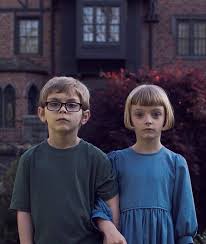 the bent neck lady examining the haunting of hill house s best episode strange harbors house on a hill house on haunted hill haunting