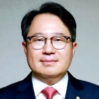 Min Kwon Email & Phone Number