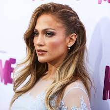 7 Zenskih Frizura Koje Muskarce Obaraju S Nogu Zadovoljna Hr Glamorous Hair Side Up Hairstyles Slick Hairstyles