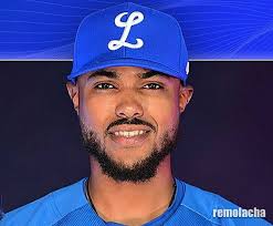 Mi opinión es tienen que cambia a este maniyer o de lo contrario la corona  no lo tendremos de esta manera ese abridor de hoy no cayó bien él tenía que  sacarlo