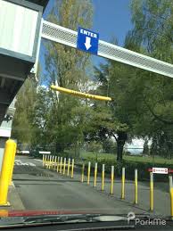 Doug Fox Parking Parking In Seatac Parkme
