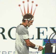 Habillé en roi arthur dans le cadre de la promotion disney year of a million dreams (un an, un million de rêves. King Roger Roger Federer Tennis Quotes Tennis Players