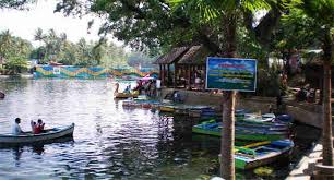 Harga tiket masuk untuk hari biasa yaitu sebesar rp 10.000 per orang, sedangkan untuk akhir pekan atau hari libur yaitu sebesar rp 12.000 per orang. Wahana Harga Tiket Masuk Taman Wisata Wendit Water Park Malang Iqbal Azhari