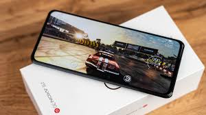 ZTE Axon 30 5G im Test: Unsichtbarer ...