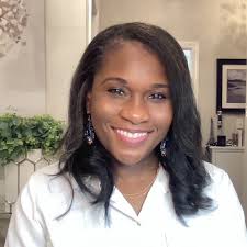 Leslie Houseworth (She/Her)