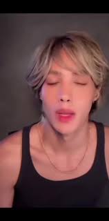 Emmanuel Austin Massae Elle