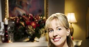 Genie Francis as Peyton MacGruder