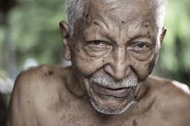 Justiça dá prazo de 48 horas para estado encaminhar idosos abandonados para  abrigo em MT