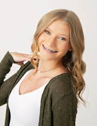 Ten seek Miss Garrett 2021 crown