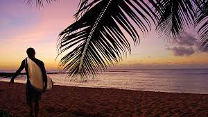 Information on hawaii's economy, government, culture, state map and flag, major cities, points of interest, famous residents, state motto, symbols, nicknames, and other trivia. Hawaii Inseln Oahu Und Kauai Traumziele Mitten Im Pazifik Stern De