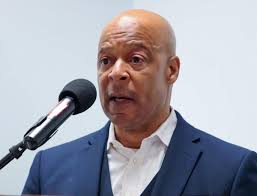 Gary pays tribute to fallen police officers