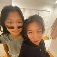 Hi! My name is Anna Qian! I'm from Dallas TX. I love painting and drawing.  I'm also a big fan of watching movies and TV shows with my friends. I also  have