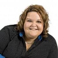 Laura Cribbs's Instagram, Twitter & Facebook