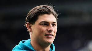 Tribute paid to veteran journalist who passes away