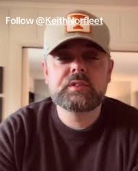 Derrick Norfleet's Instagram, Twitter & Facebook