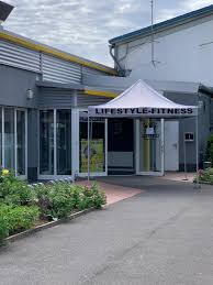 Please register a fresh complaint only for any new warranty replacement related issue. Lifestyle Fitnessstudio Familiare Atmosphare Lifestyle