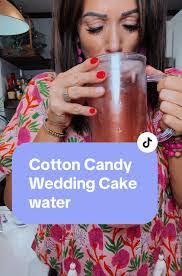 Candy Summers's Instagram, Twitter & Facebook