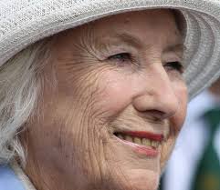 The bond between Dame Vera Lynn and the Royal Family