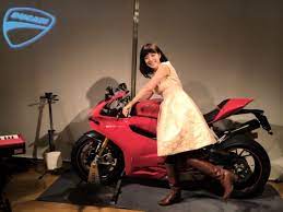 さとう珠緒 キャッチアコールド さとう 珠緒 珠緒 ライダースーツ