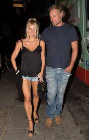 She is currently serving as the host of yahoo! Jessica Simpson Through The Years Photos Abc News