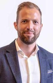 Michael Yeomans's Instagram, Twitter & Facebook