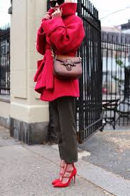 Olive And Red Outfit Ideas For Color Blocking Red And Green How To Combine Pop Colors Red Olive Olive Pants Red Outfit