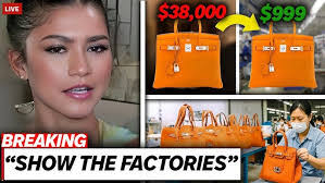 Lauren Dryden's Instagram, Twitter & Facebook