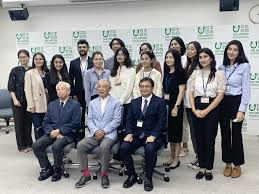 ムニラ アブドゥラ