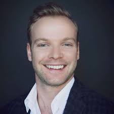 CALVIN BAKER WORKSHOP Calvin Peter Baker was born in George, South Africa.  After immigrating to New Zealand in 1996, his love for music and singing  developed. Calvin completed his Bachelor of Music